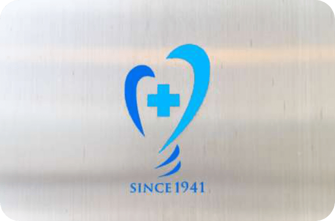 大和駅前歯科ロゴ